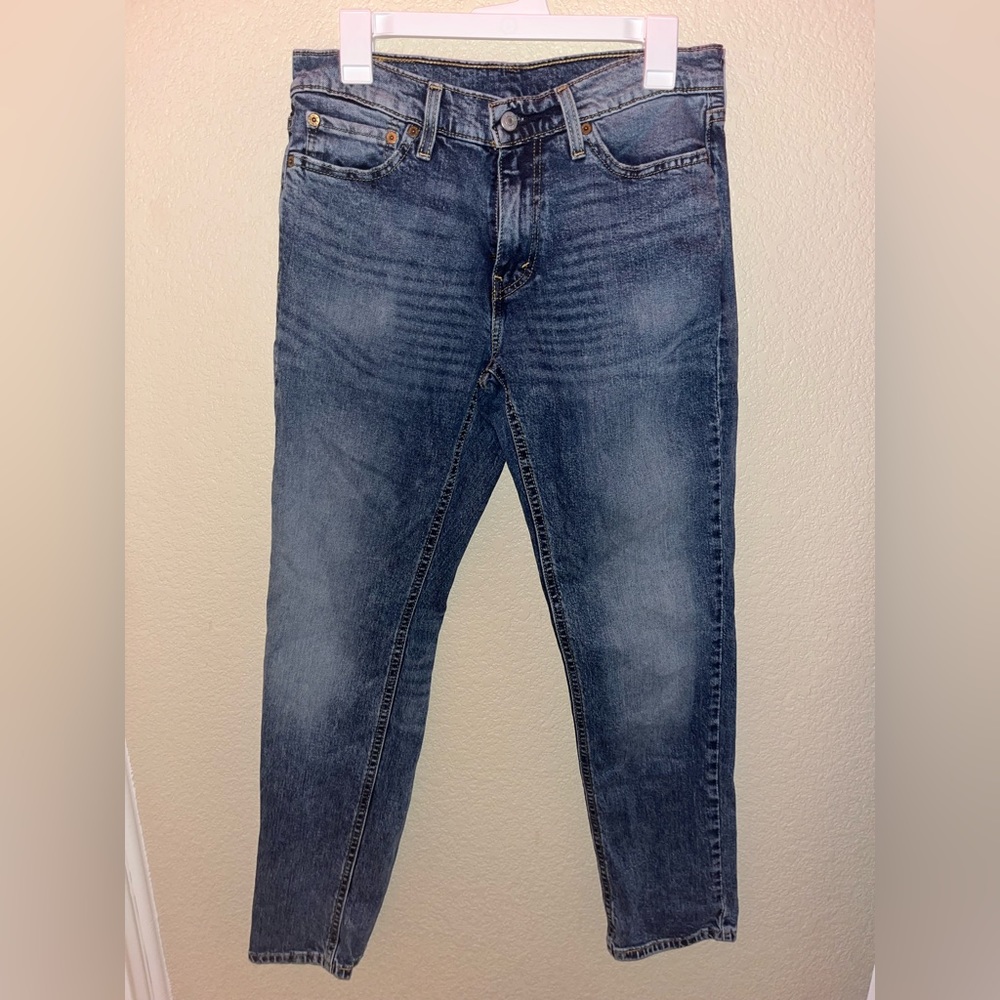 Men’s blue jeans